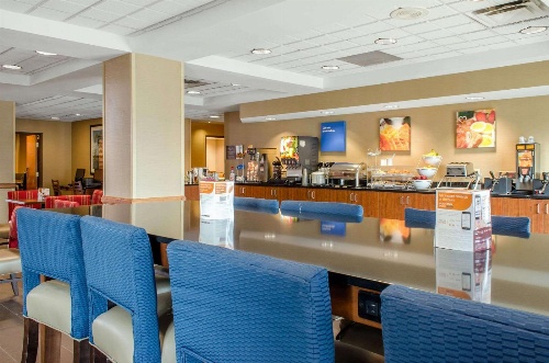 Comfort Inn & Suites Biloxi-D'Iberville image 2