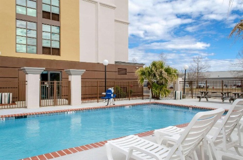 Comfort Inn & Suites Biloxi-D'Iberville image 8